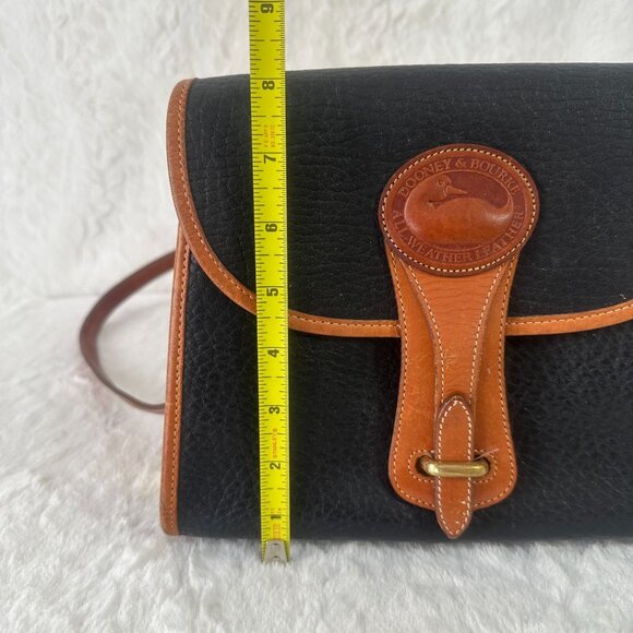 Vintage Dooney & Bourke All-Weather Leather Crossbody Bag Classic - Picture 11 of 14
